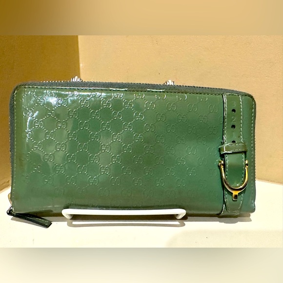 Gucci Green Patent/Leather Microguccissima Nice Zip Around Wallet - Picture 1 of 12